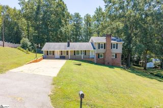 201 Knollview Drive, Greenville, SC 29611
