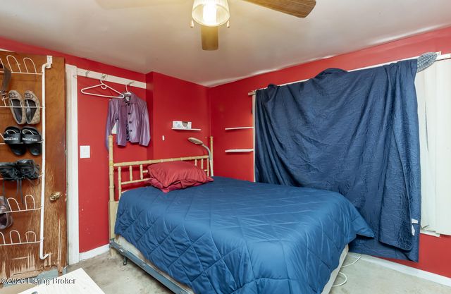 1061 Cecil Ave, Louisville, KY 40211
