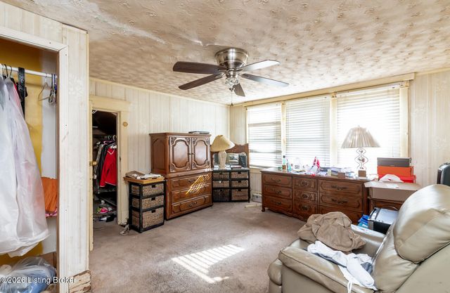 1061 Cecil Ave, Louisville, KY 40211