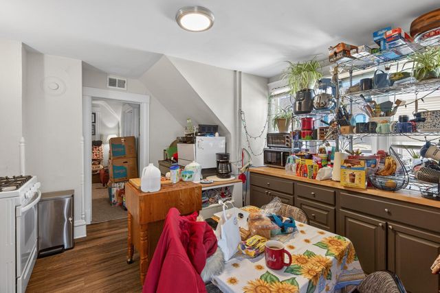 675 Lowry Avenue NE, Minneapolis, MN 55418