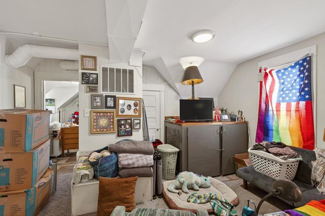 675 Lowry Avenue NE, Minneapolis, MN 55418