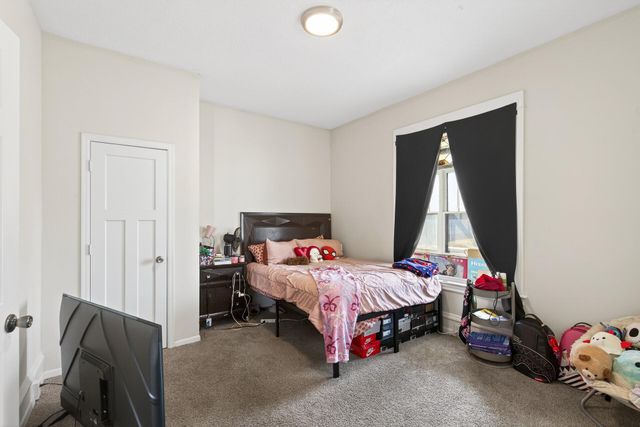 675 Lowry Avenue NE, Minneapolis, MN 55418