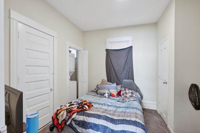 675 Lowry Avenue NE, Minneapolis, MN 55418