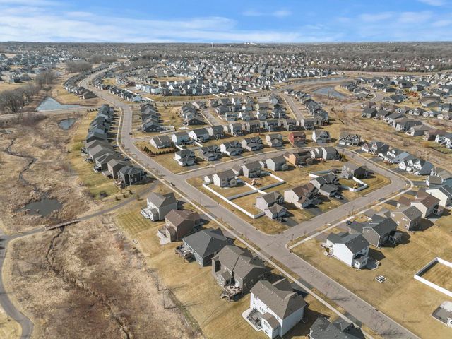 18101 Goldfinch Way, Lakeville, MN 55044