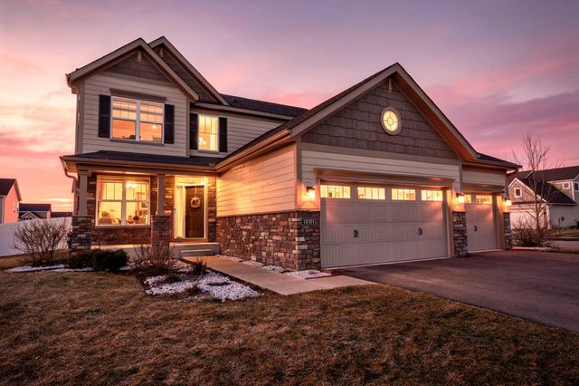 18101 Goldfinch Way, Lakeville, MN 55044