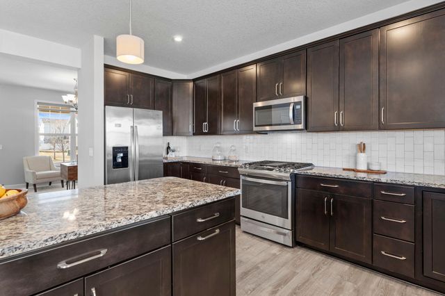 18101 Goldfinch Way, Lakeville, MN 55044