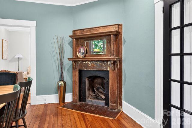 16 West Street, Asheville, NC 28801