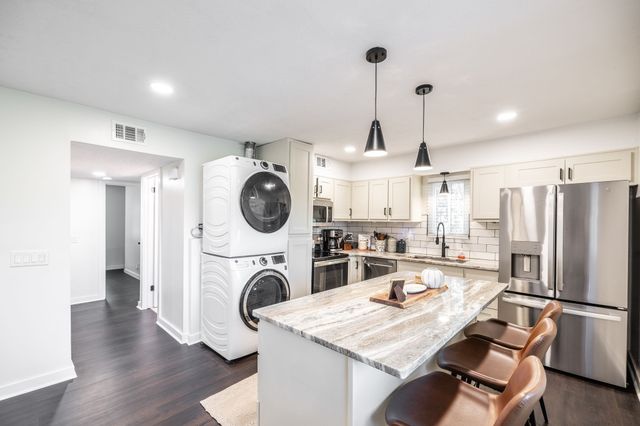5324 Edmondson Pike Apt 3, Nashville, TN 37211