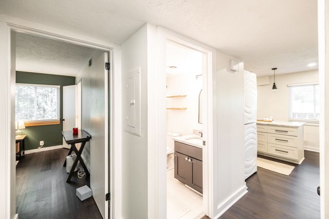 5324 Edmondson Pike Apt 3, Nashville, TN 37211