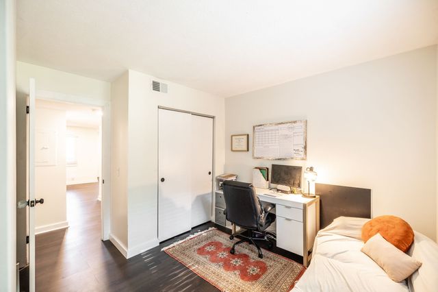 5324 Edmondson Pike Apt 3, Nashville, TN 37211