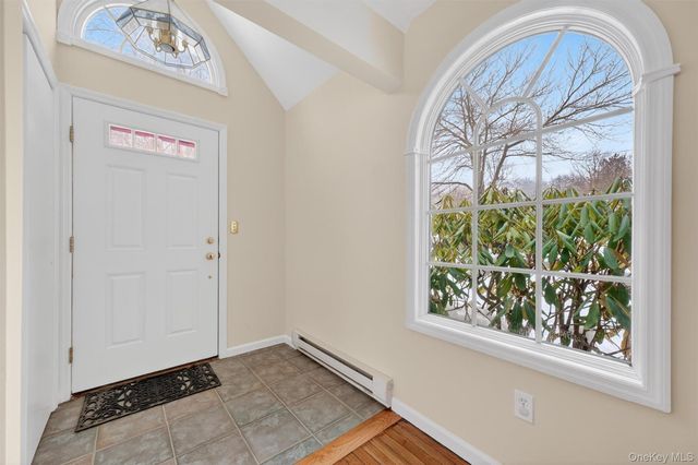 31 Oneonta Road, Carmel, NY 10512