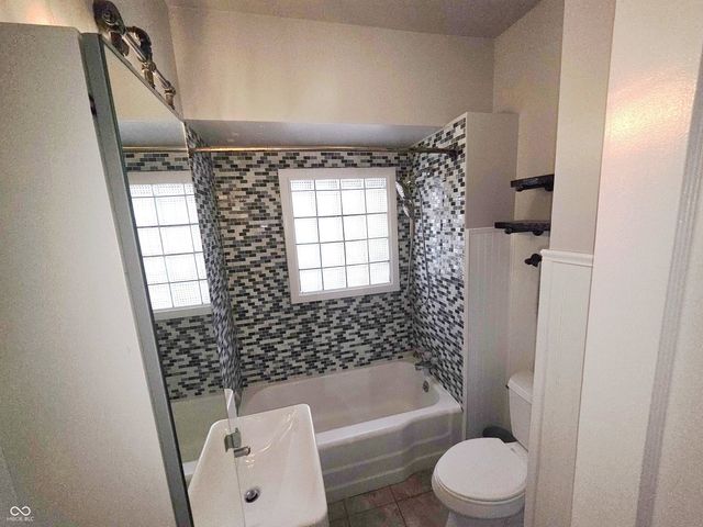 715 Wallace Avenue, Indianapolis, IN 46201