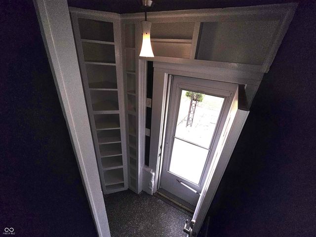 715 Wallace Avenue, Indianapolis, IN 46201