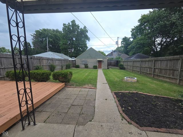 715 Wallace Avenue, Indianapolis, IN 46201