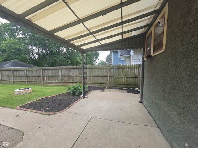 715 Wallace Avenue, Indianapolis, IN 46201