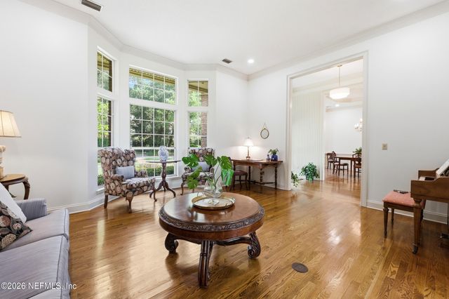 4634 EMPIRE Avenue, Jacksonville, FL 32207