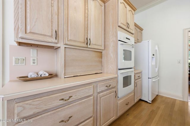 4634 EMPIRE Avenue, Jacksonville, FL 32207