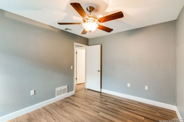 12743 El Sonteo, San Antonio, TX 78233