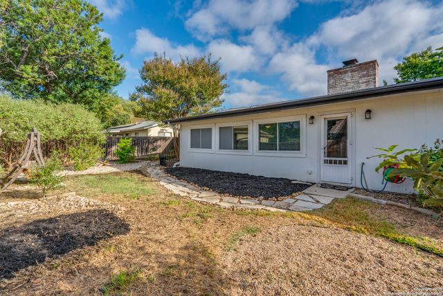 12743 El Sonteo, San Antonio, TX 78233