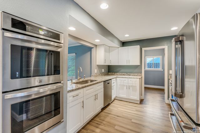 12743 El Sonteo, San Antonio, TX 78233