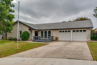 12743 El Sonteo, San Antonio, TX 78233