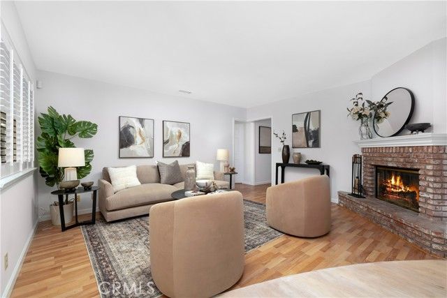 531 W Walnut, Monrovia, CA 91016
