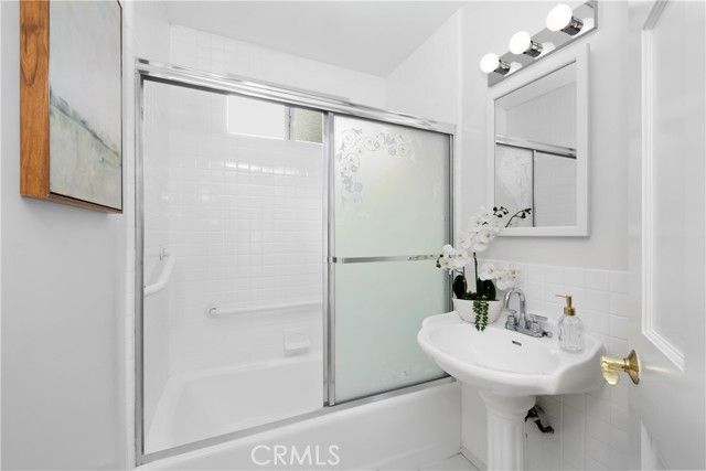 531 W Walnut, Monrovia, CA 91016