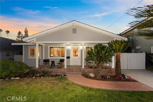 531 W Walnut, Monrovia, CA 91016