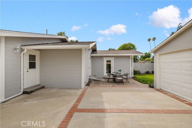531 W Walnut, Monrovia, CA 91016