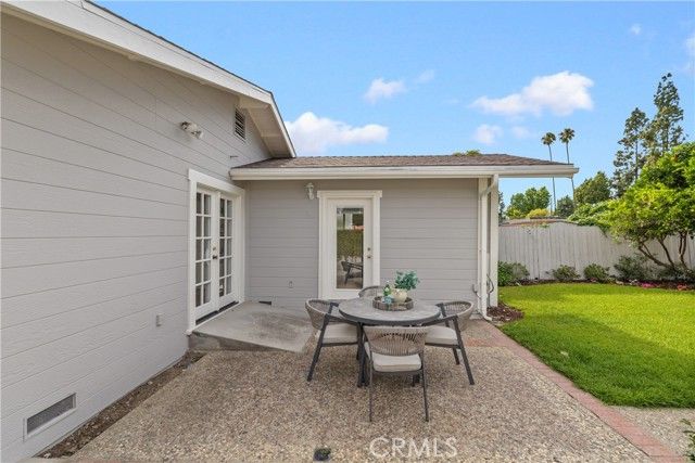 531 W Walnut, Monrovia, CA 91016