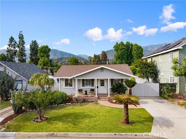 531 W Walnut, Monrovia, CA 91016
