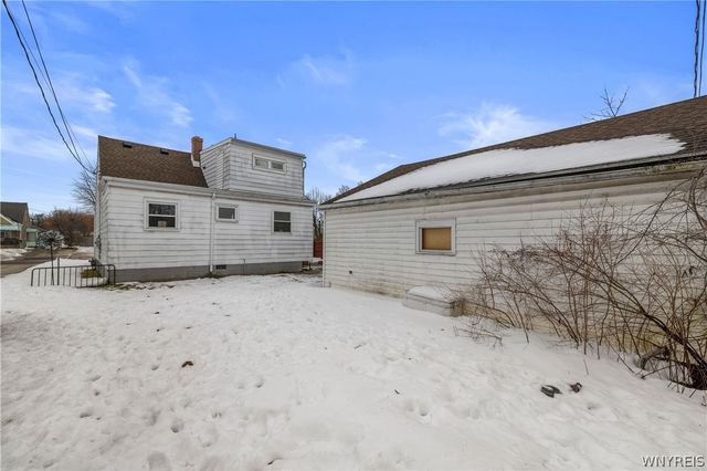 12 Leonard Post Drive, Cheektowaga, NY 14211