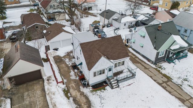 12 Leonard Post Drive, Cheektowaga, NY 14211