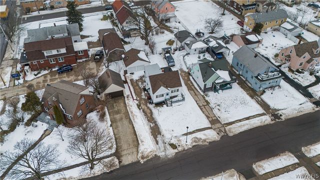 12 Leonard Post Drive, Cheektowaga, NY 14211