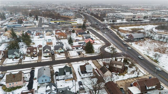 12 Leonard Post Drive, Cheektowaga, NY 14211