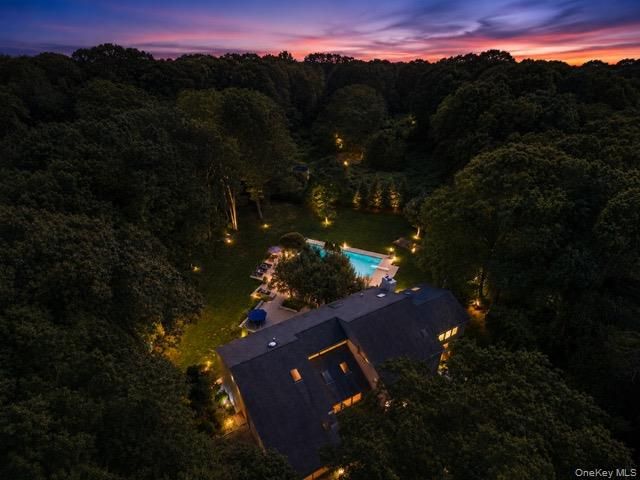 6 Fox Hunt Court, Huntington, NY 11743