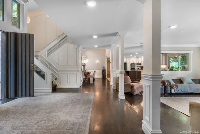 6 Fox Hunt Court, Huntington, NY 11743