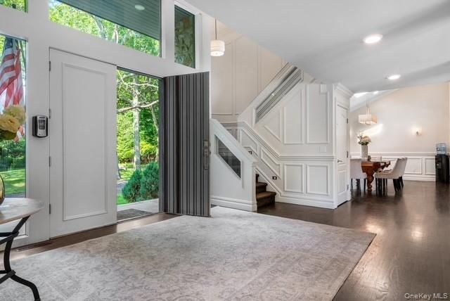 6 Fox Hunt Court, Huntington, NY 11743