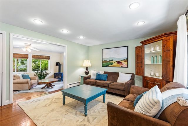 20 Terrace Drive, Barrington, RI 02806
