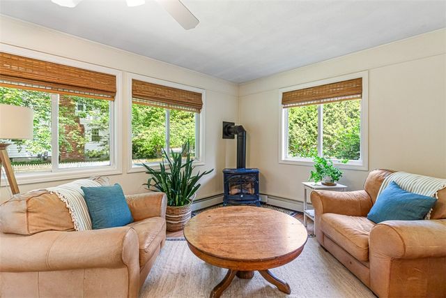 20 Terrace Drive, Barrington, RI 02806