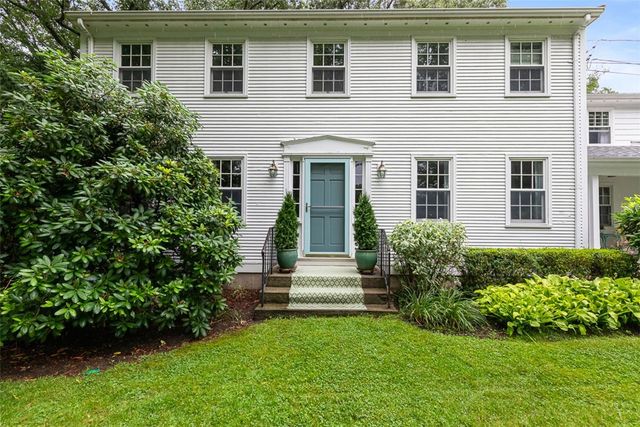 20 Terrace Drive, Barrington, RI 02806