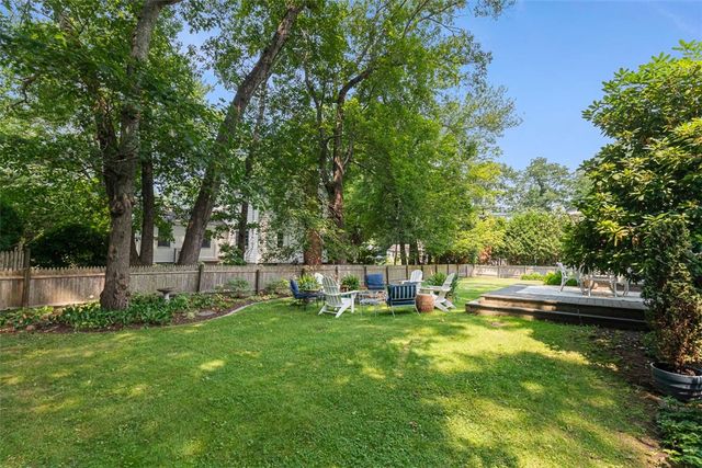 20 Terrace Drive, Barrington, RI 02806