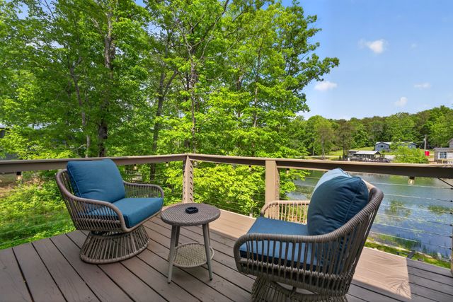 85 Hemlock Cv, Tracy City, TN 37387