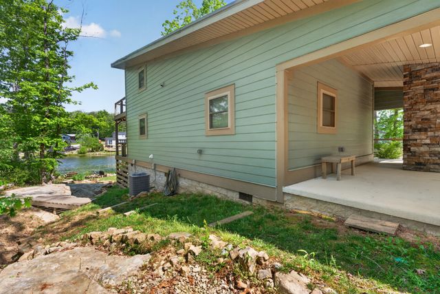85 Hemlock Cv, Tracy City, TN 37387