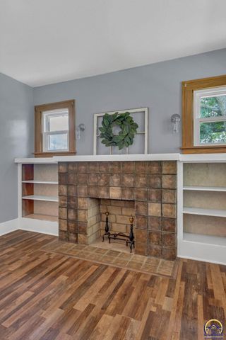 5228 SE 61st St, Berryton, KS 66409