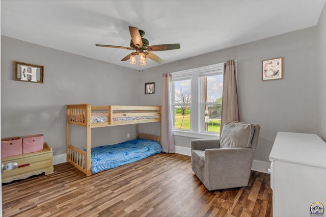 5228 SE 61st St, Berryton, KS 66409