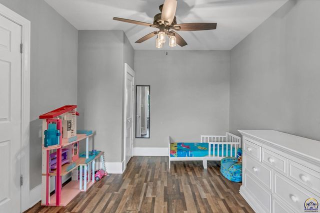5228 SE 61st St, Berryton, KS 66409