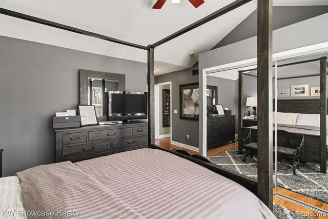 2648 Morel Drive, Highland, MI 48356