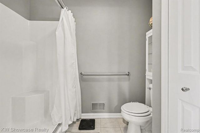 2648 Morel Drive, Highland, MI 48356