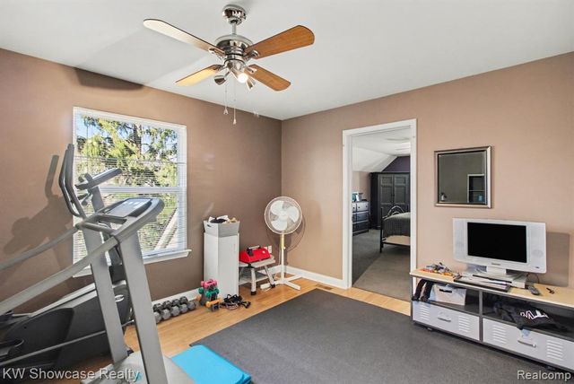 2648 Morel Drive, Highland, MI 48356